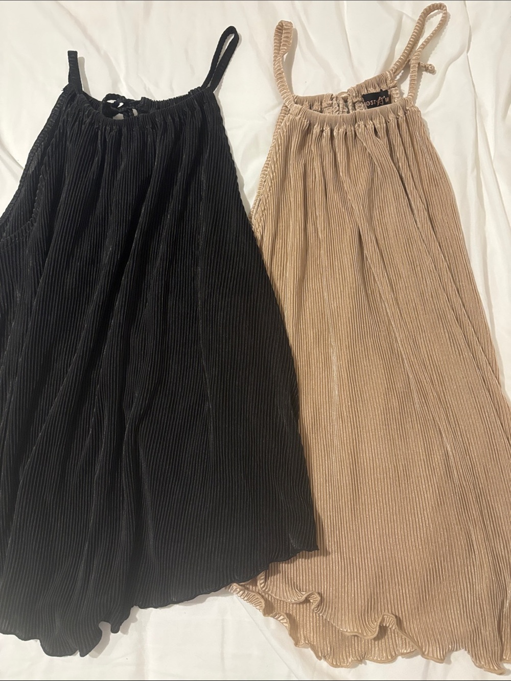 Bundle pleaded flowy tops